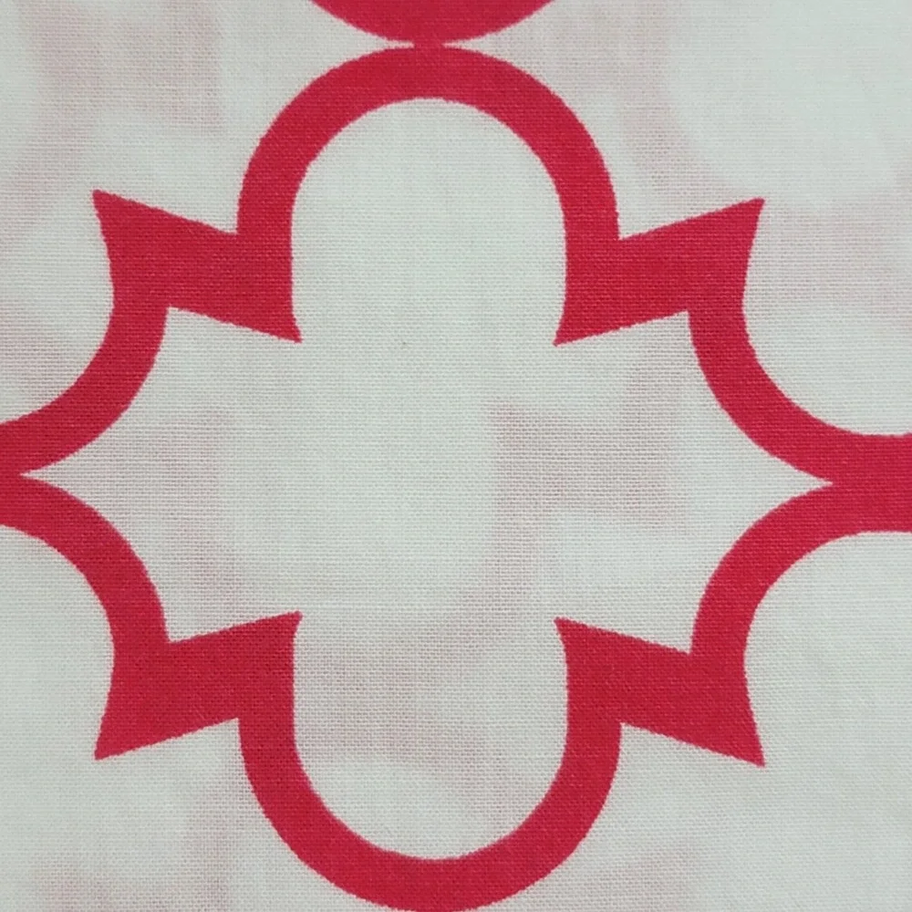 Garnet Hill King Duvet Cover Red White Geometric Quatrefoil 100% Cotton EUC READ